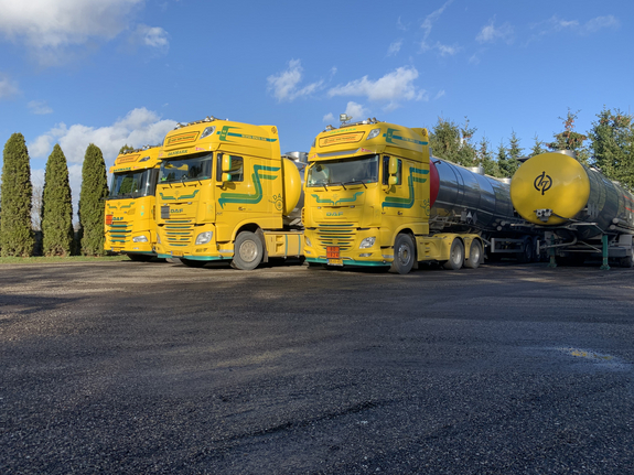 3 af Køge Tanktransports vogne