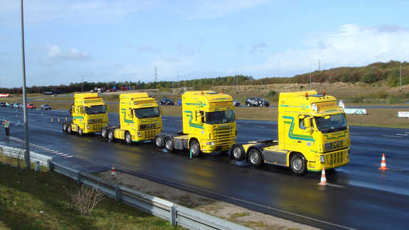 Vi kører over hele Danmark og Sverige - Køge Tanktransport
